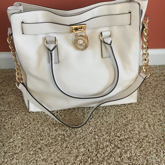Michael Kors Hamilton Large Tote - Picture 4 of 6